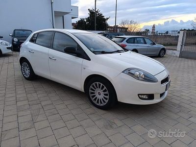 Usata Fiat Bravo 90 CV (66 kW) 2013 Bianco Utilitaria