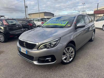 Usata Peugeot 308 Business-Line 131 CV (96 kW) 2018 Argento Station wagon