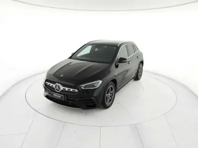Usata Mercedes GLA180 Premium 116 CV (85 kW) 2022 Nero SUV