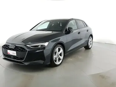 Usata Audi A3 Business 116 CV (85 kW) 2025 Grigio manhattan Berlina