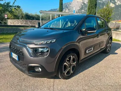 Usata Citroën C3 Shine 83 CV (61 kW) 2021 Grigio Utilitaria