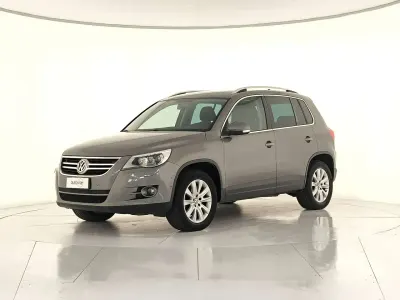 Usata VW Tiguan Sport 140 CV (102 kW) 2010 Grigio deciso SUV