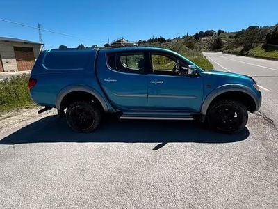 Usata Mitsubishi L 136 CV (100 kW) 2008 Blu SUV