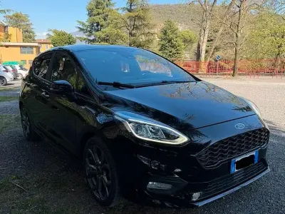 Usata Ford Fiesta ST-Line 86 CV (63 kW) 2017 Utilitaria