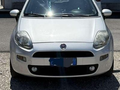 Usata Fiat Punto 69 CV (50 kW) 2015 Utilitaria