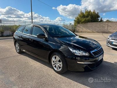Usata Peugeot 308 Business-Line 115 CV (84 kW) 2014 Nero Station wagon