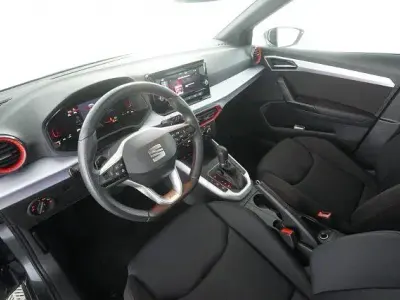 Usata Seat Arona FR 116 CV (85 kW) 2025 Grigio magnetico con tetto nero midnight SUV