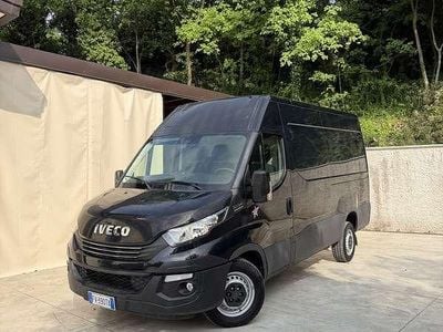 Usata Iveco Daily 156 CV (114 kW) 2019 Nero Furgone