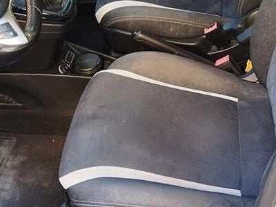 Usata Lancia Ypsilon 69 CV (50 kW) 2016 Grigio Utilitaria