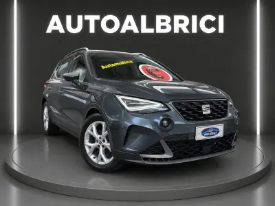Usata Seat Arona FR 116 CV (85 kW) 2025 Metallizzato  grigio SUV