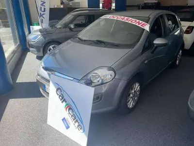 Usata Fiat Punto Evo Dynamic 69 CV (50 kW) 2011 Argento Utilitaria