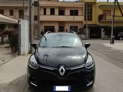 Usata Renault Clio 89 CV (65 kW) 2018 Nero Station wagon