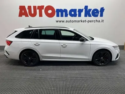 Usata Skoda Octavia RS 245 CV (180 kW) 2024 Bianco Station wagon