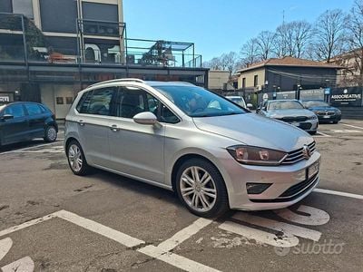 Usata VW Golf Sportsvan Highline 110 CV (80 kW) 2014 Grigio Monovolume