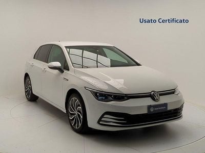 Usata VW Golf VIII Style 150 CV (110 kW) 2022 Bianco Utilitaria