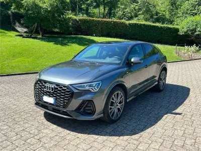 Usata Audi Q3 Sportback Ambiente 190 CV (139 kW) 2021 Grigio SUV