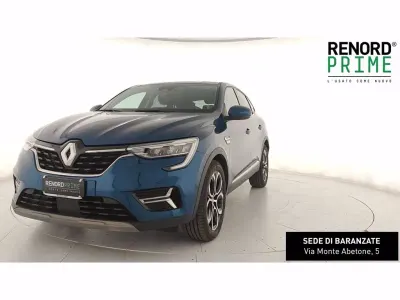 Usata Renault Arkana Techno 143 CV (105 kW) 2023 Blu marino SUV