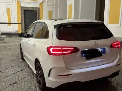 Usata Mercedes B180 Premium 116 CV (85 kW) 2019 Monovolume