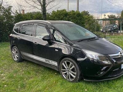 Usata Opel Zafira 101 CV (74 kW) 2016 Nero Monovolume