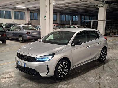 Nowe Opel Corsa 101 KM (74 kW) 2025 Szary Hatchback