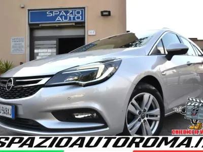 Usata Opel Astra Business 110 CV (80 kW) 2017 Argento Station wagon