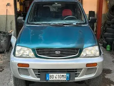 Usata Daihatsu Terios 83 CV (61 kW) 1999 Bluazzurro SUV