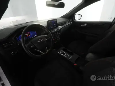 Usata Ford Kuga ST 120 CV (88 kW) 2021 Bianco SUV
