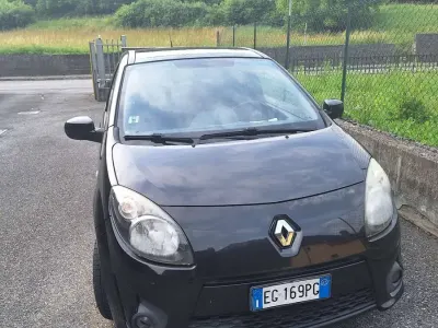 Usata Renault Twingo 75 CV (55 kW) 2011 Utilitaria