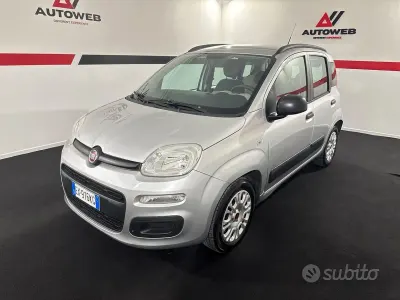 Usata Fiat Panda Lounge 69 CV (50 kW) 2014 Grigio Utilitaria