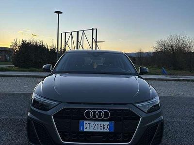 Usata Audi A1 Sportback Ambiente 95 CV (69 kW) 2023 Grigio Utilitaria