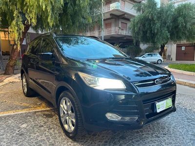 usata Ford Kuga 2.0 TDCI 163 CV 4WD Powershift Titanium