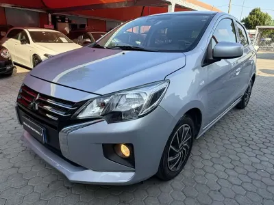 Usata Mitsubishi Space Star Intense 71 CV (52 kW) 2022 Argento Utilitaria