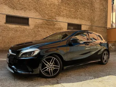Usata Mercedes 180 122 CV (89 kW) 2018 Nero Berlina