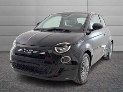 Nuova Fiat 500 Icon 65 CV (47 kW) 2026 Nero Utilitaria