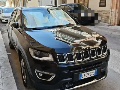 Usata Jeep Compass Limited 120 CV (88 kW) 2019 Nero SUV
