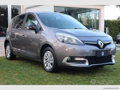 Usata Renault Scénic III Intens 110 CV (80 kW) 2016 Grigio Monovolume