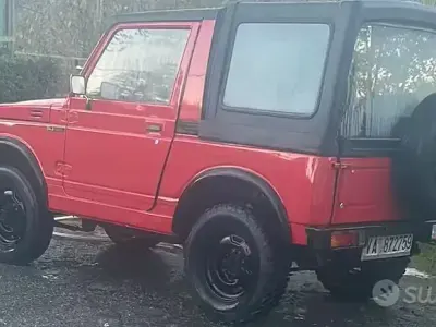 Usata Suzuki Samurai 45 CV (33 kW) 1985 Rosso SUV