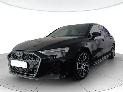 Uusi Audi RS3 Sportback Comfort 400 HP (294 kW) 2025 Musta Viistoperä