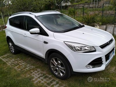 Usata Ford Kuga 150 CV (110 kW) 2015 Bianco SUV