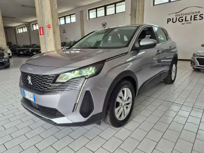 Usata Peugeot 3008 Business-Line 131 CV (96 kW) 2021 Argento SUV