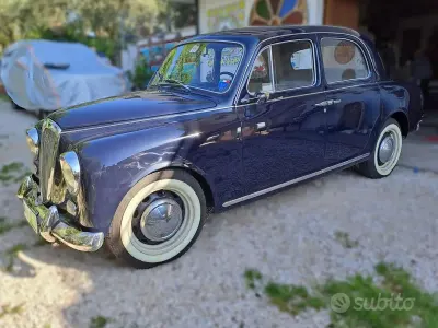 Usata Lancia Appia 44 CV (32 kW) 1950 Bluazzurro Berlina