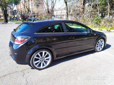 Usata Opel Astra OPC 240 CV (176 kW) 2007 Nero Coupé