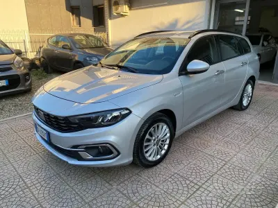 Usata Fiat Tipo Business 131 CV (96 kW) 2021 Grigio Station wagon