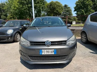 Usata VW Polo Comfortline 75 CV (55 kW) 2011 Grigio Utilitaria