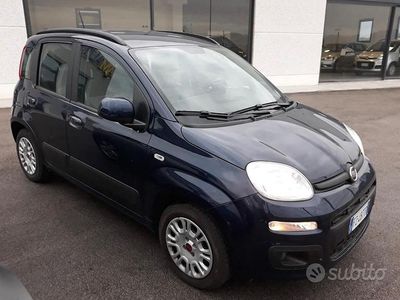 Usata Fiat Panda Lounge 69 CV (50 kW) 2020 Blu Utilitaria