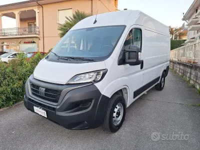 Usado Fiat Ducato 33 140 HP (102 kW) 2023 Branco Van