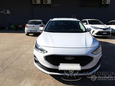 Usata Ford Focus Active X 120 CV (88 kW) 2022 Bianco Berlina