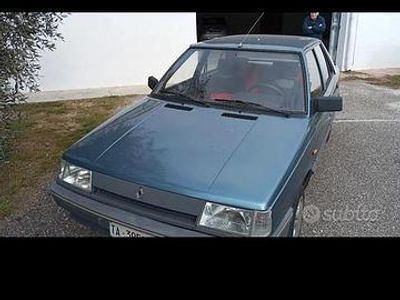 Usata Renault R9 1987 Grigio Berlina
