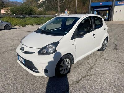 usata Toyota Aygo -- 1.0 12V VVT-i 5p. Lounge Connect