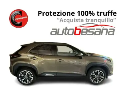 Usata Toyota Yaris Cross Lounge 92 CV (67 kW) 2023 Bronzo SUV